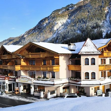 Hotel Garni Castel B&B Ischgl Exterior foto